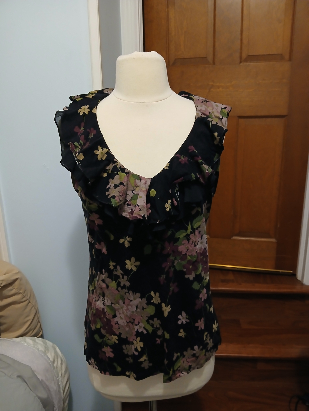 Lauren Ralph Lauren Black Floral Ruffle V-Neck  Tank 100% Cotton